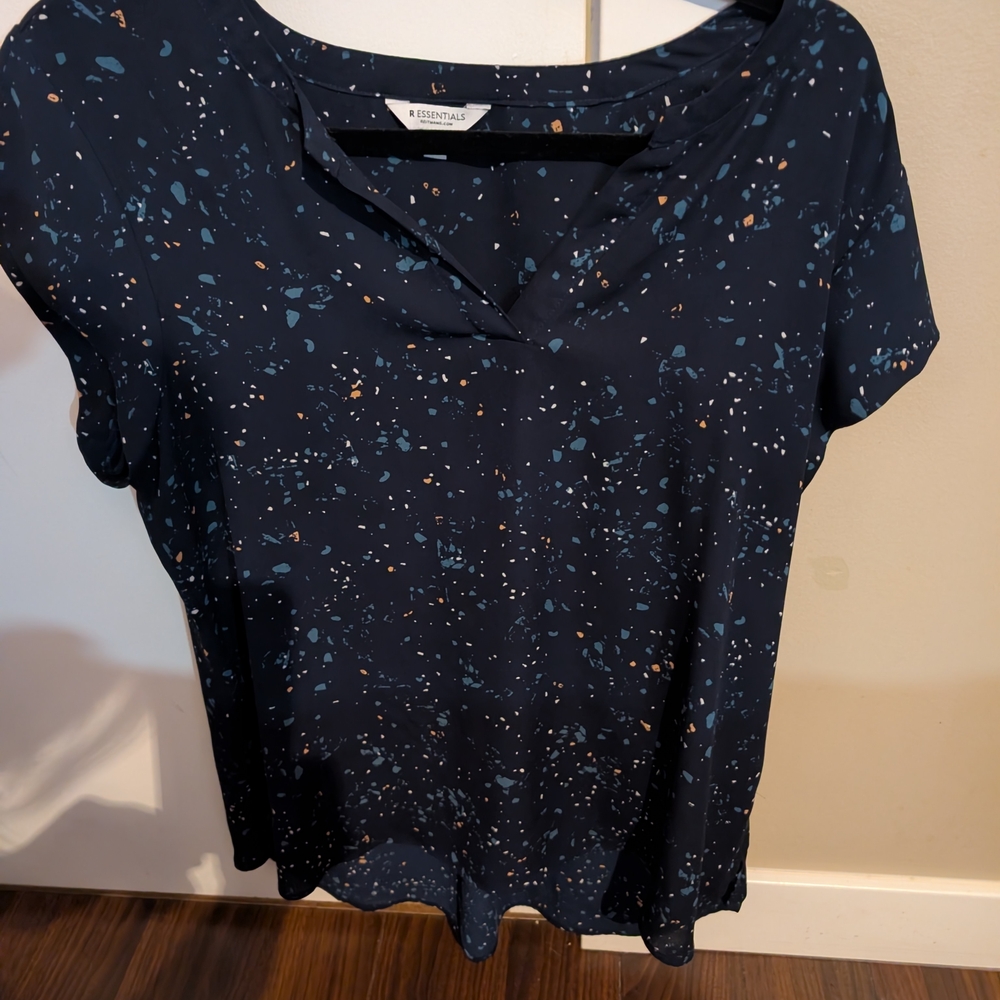 Essentials Women's Navy and White Speckled Blouse
